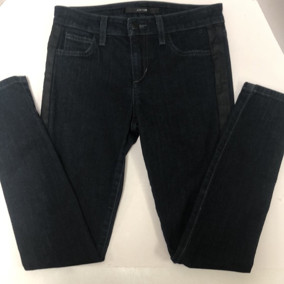 Joe’s Jeans jean leggings with side panel detailing. - Picture 4 of 10